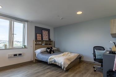 Premium Studio - Image 1